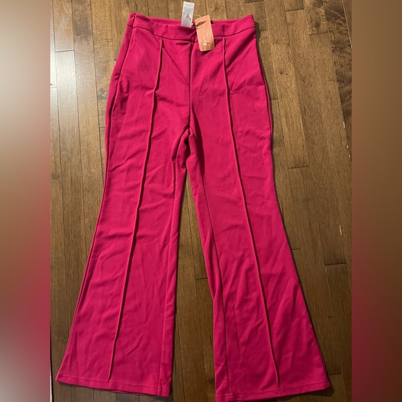 Brand new pants - Picture 2 of 5